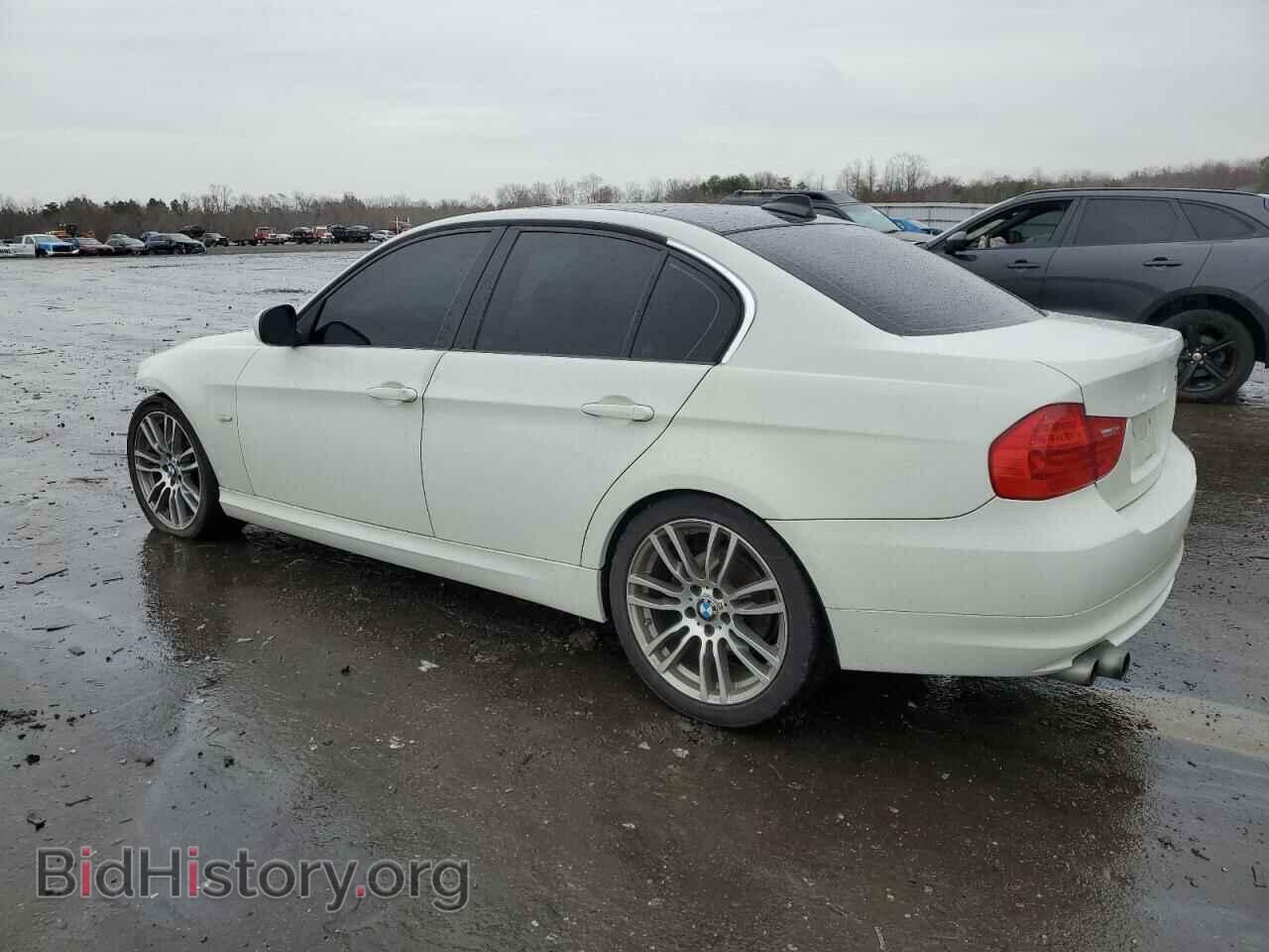 2009 BMW 3 SERIES - VIN: WBAPH735X9E126595 - Фото 2