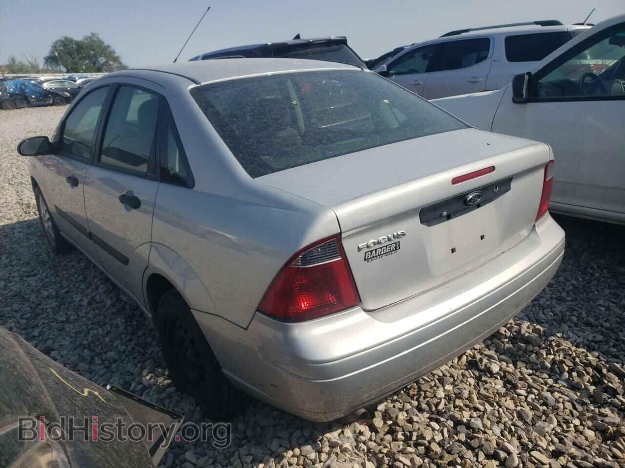 2007 FORD FOCUS - VIN: 1FAFP34NX7W203357 - Фото 3