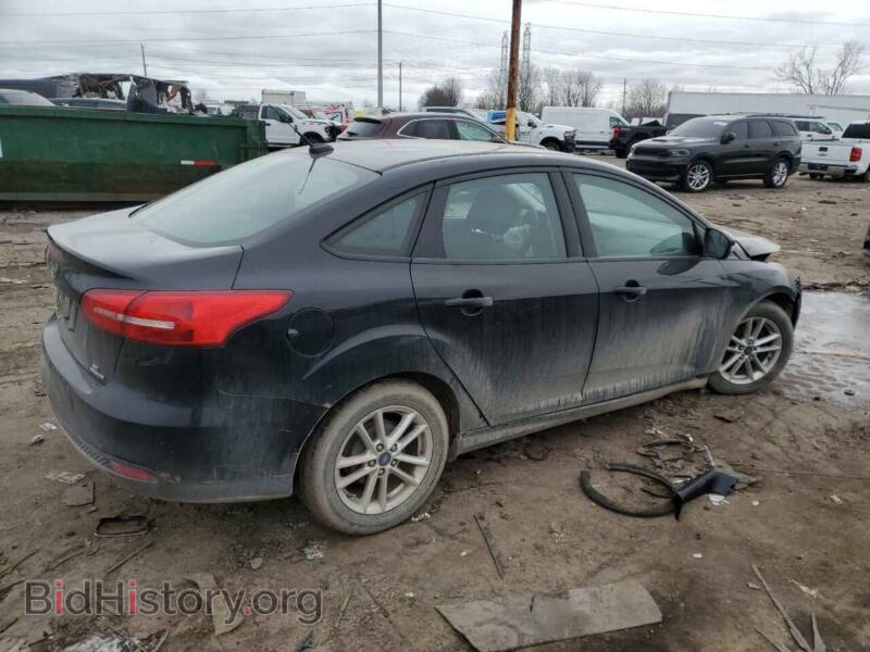 2016 Ford FOCUS (VIN 1FADP3F25GL386226) — photo 3 of 12