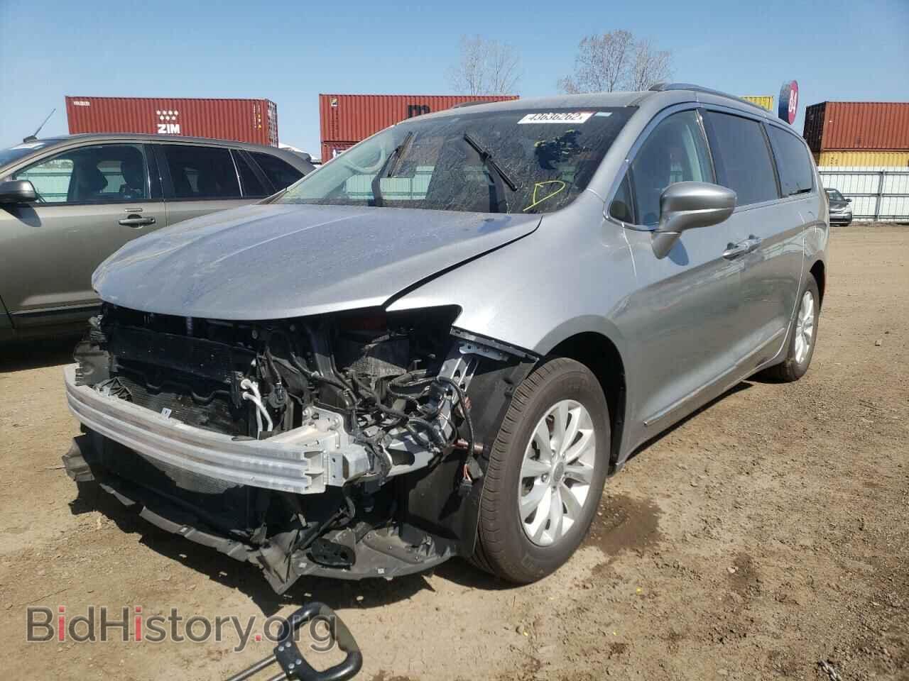 2018 CHRYSLER PACIFICA - VIN: 2C4RC1BGXJR110737 - Photo 2