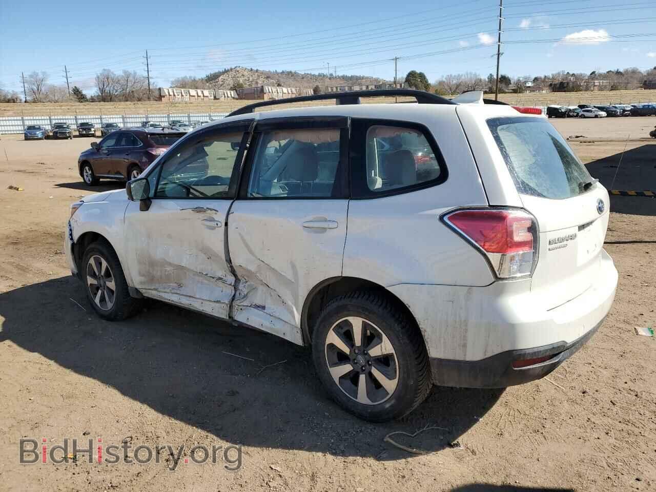 2017 SUBARU FORESTER - VIN: JF2SJABC2HH551581 - Фото 2