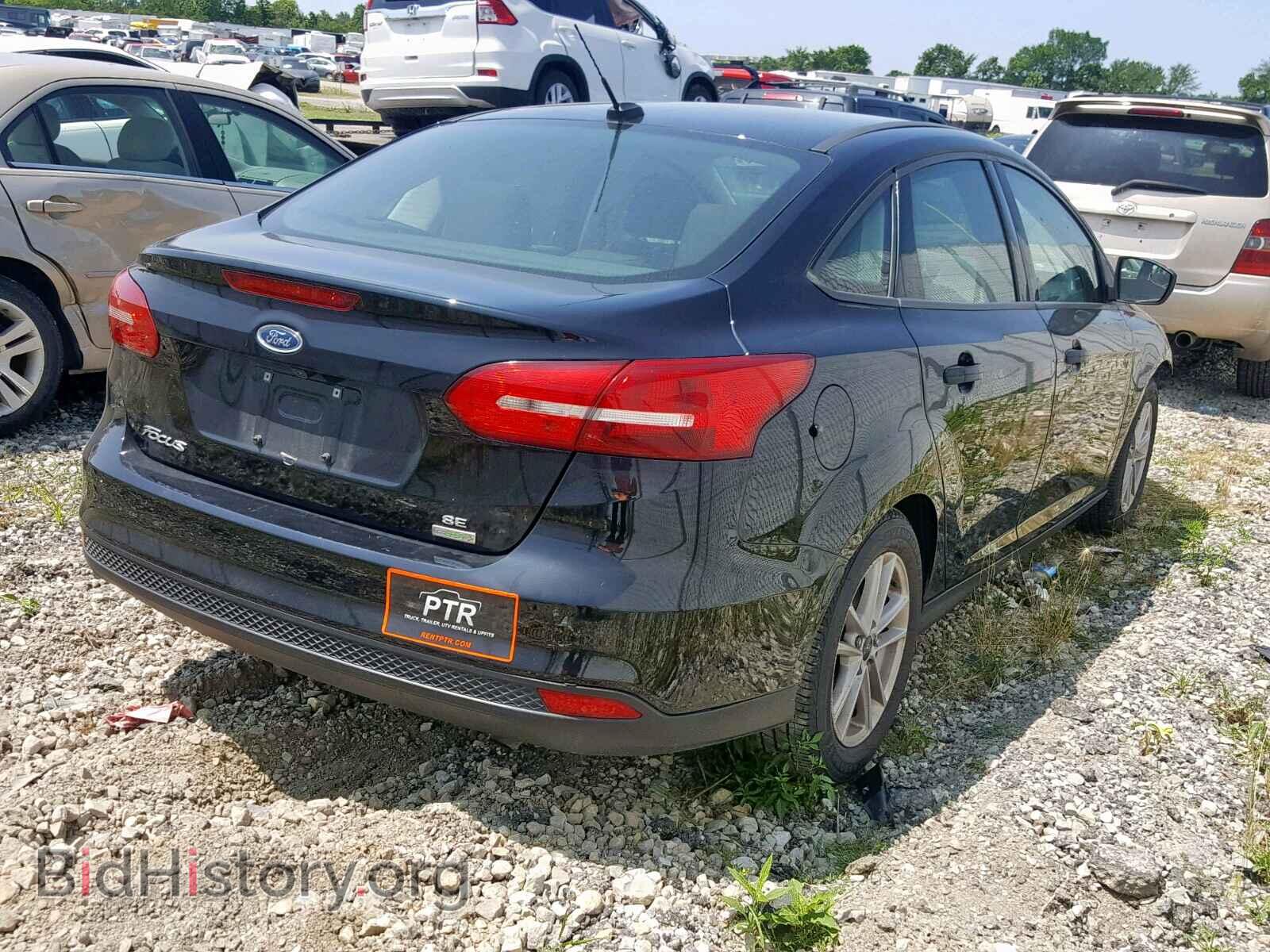 2018 FORD FOCUS SE - VIN: 1FADP3FE3JL215590 - Фото 4