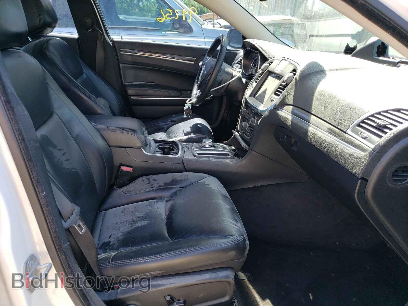 2017 CHRYSLER 300 - VIN: 2C3CCAAG7HH647447 - Фото 5