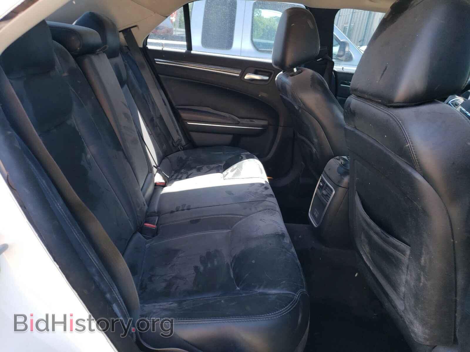 2017 CHRYSLER 300 - VIN: 2C3CCAAG7HH647447 - Фото 6