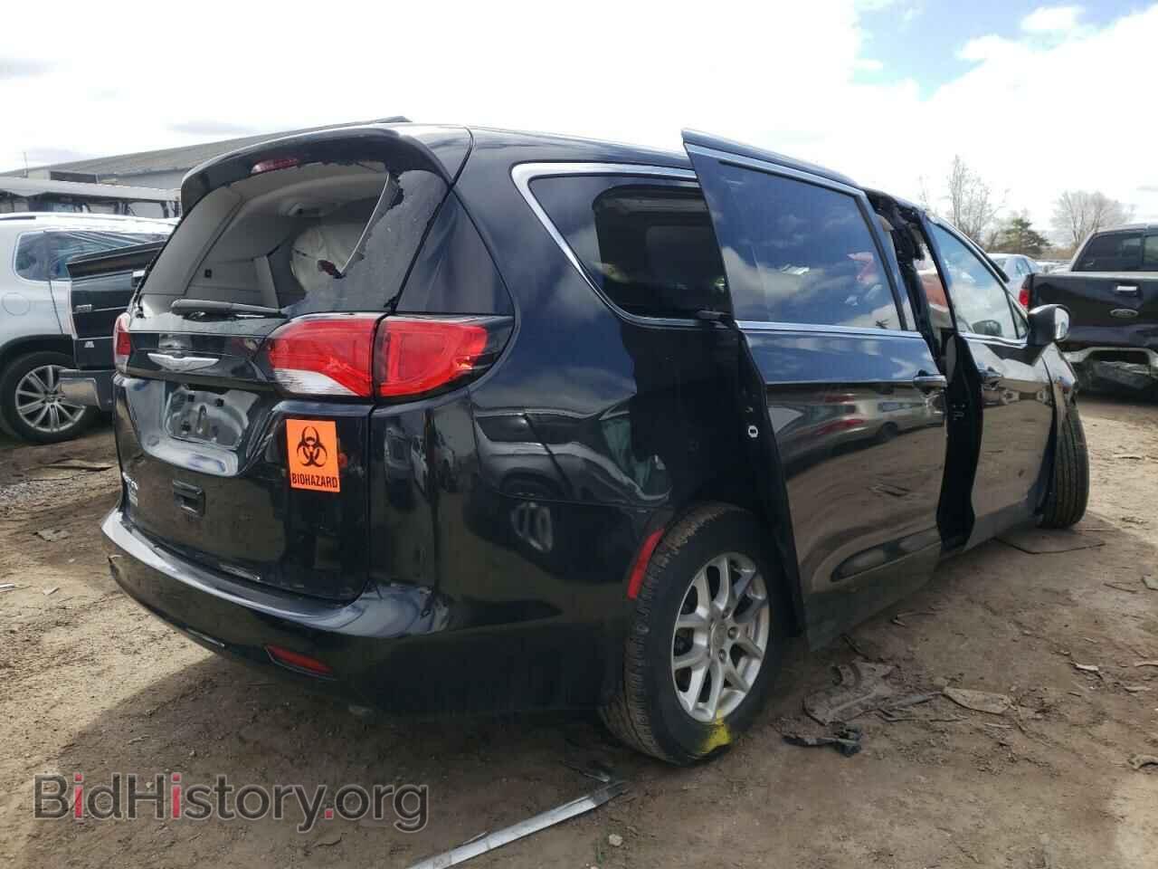 2017 CHRYSLER PACIFICA - VIN: 2C4RC1DGXHR501460 - Фото 4