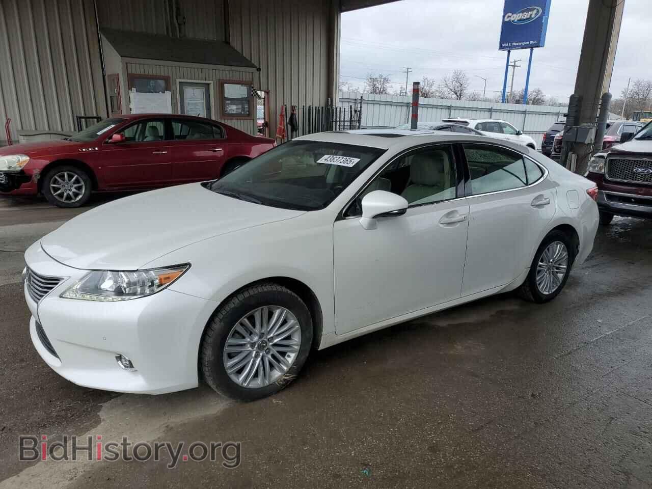 Фотография JTHBK1GG2F2209490 - LEXUS ES350 2015