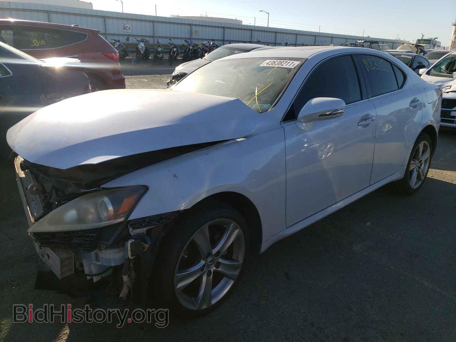 2011 LEXUS IS - VIN: JTHBF5C21B2100955 - Фото 2