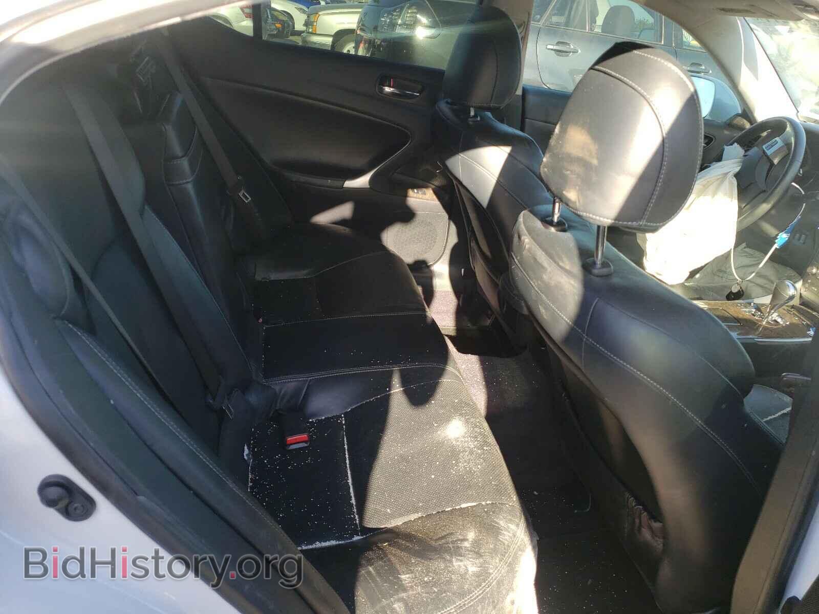 2011 LEXUS IS - VIN: JTHBF5C21B2100955 - Фото 6