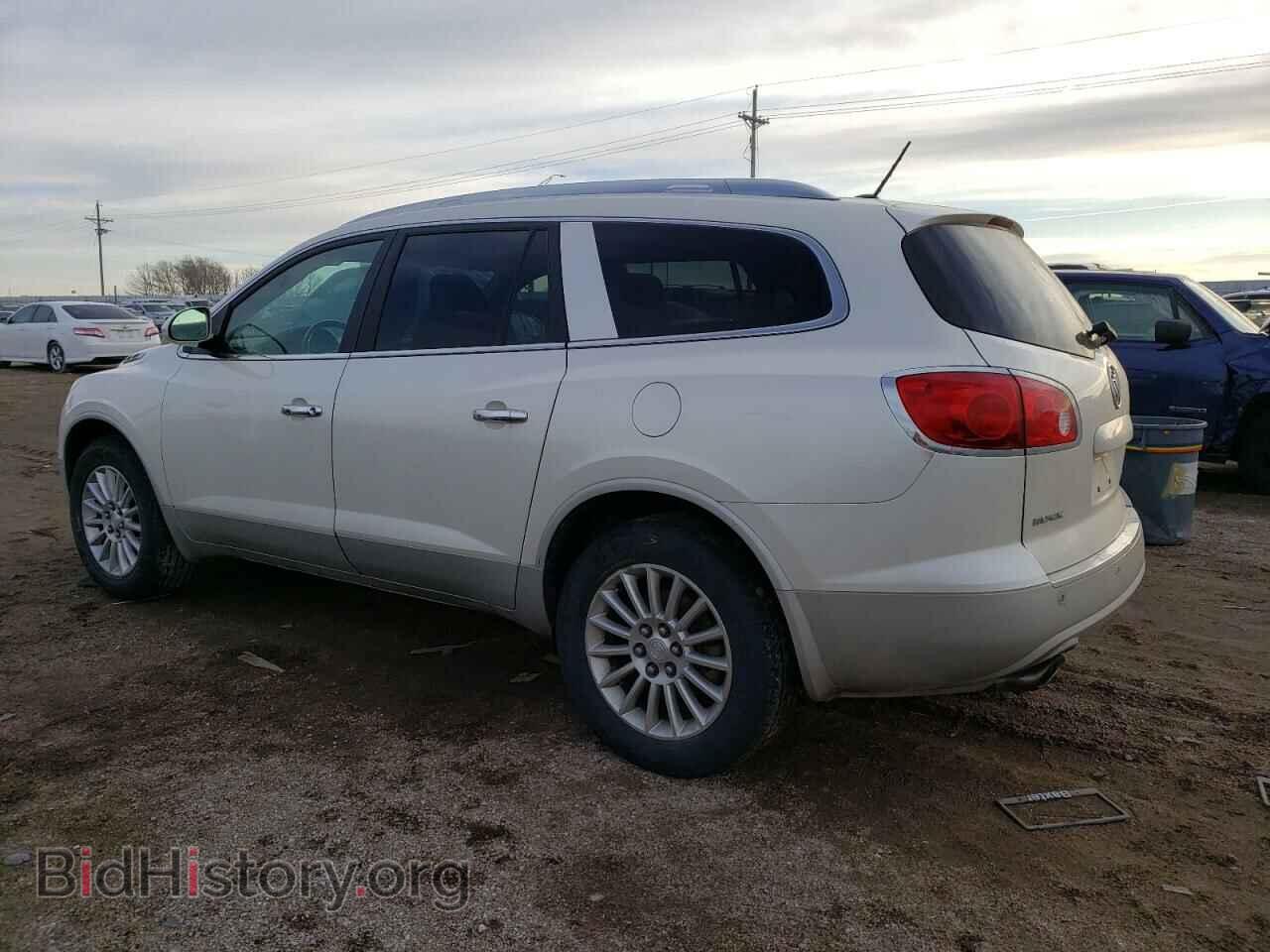2011 BUICK ENCLAVE - VIN: 5GAKVBED4BJ292364 - Фото 2