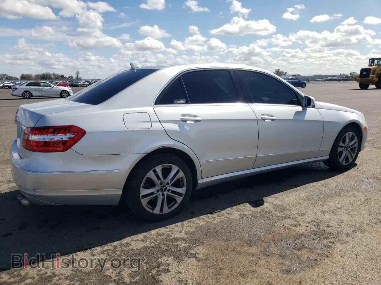 2011 MERCEDES-BENZ E-CLASS - VIN: WDDHF5GB9BA465062 - Фото 3