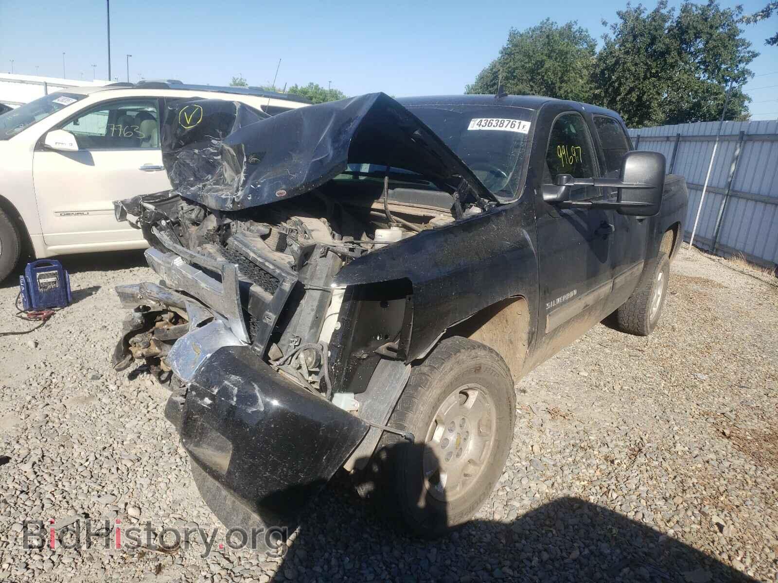 2011 CHEVROLET SILVERADO - VIN: 3GCPCSE04BG236689 - Фото 2
