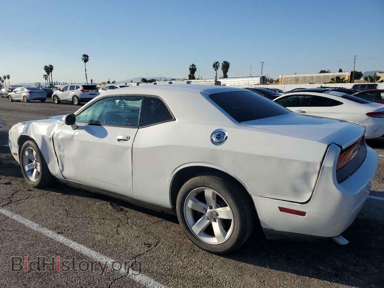 2014 DODGE CHALLENGER - VIN: 2C3CDYAG5EH214744 - Фото 2