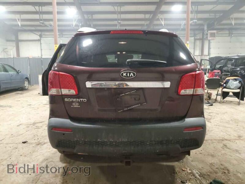 2011 Kia SORENTO (VIN 5XYKT3A16BG063870) — photo 6 of 12