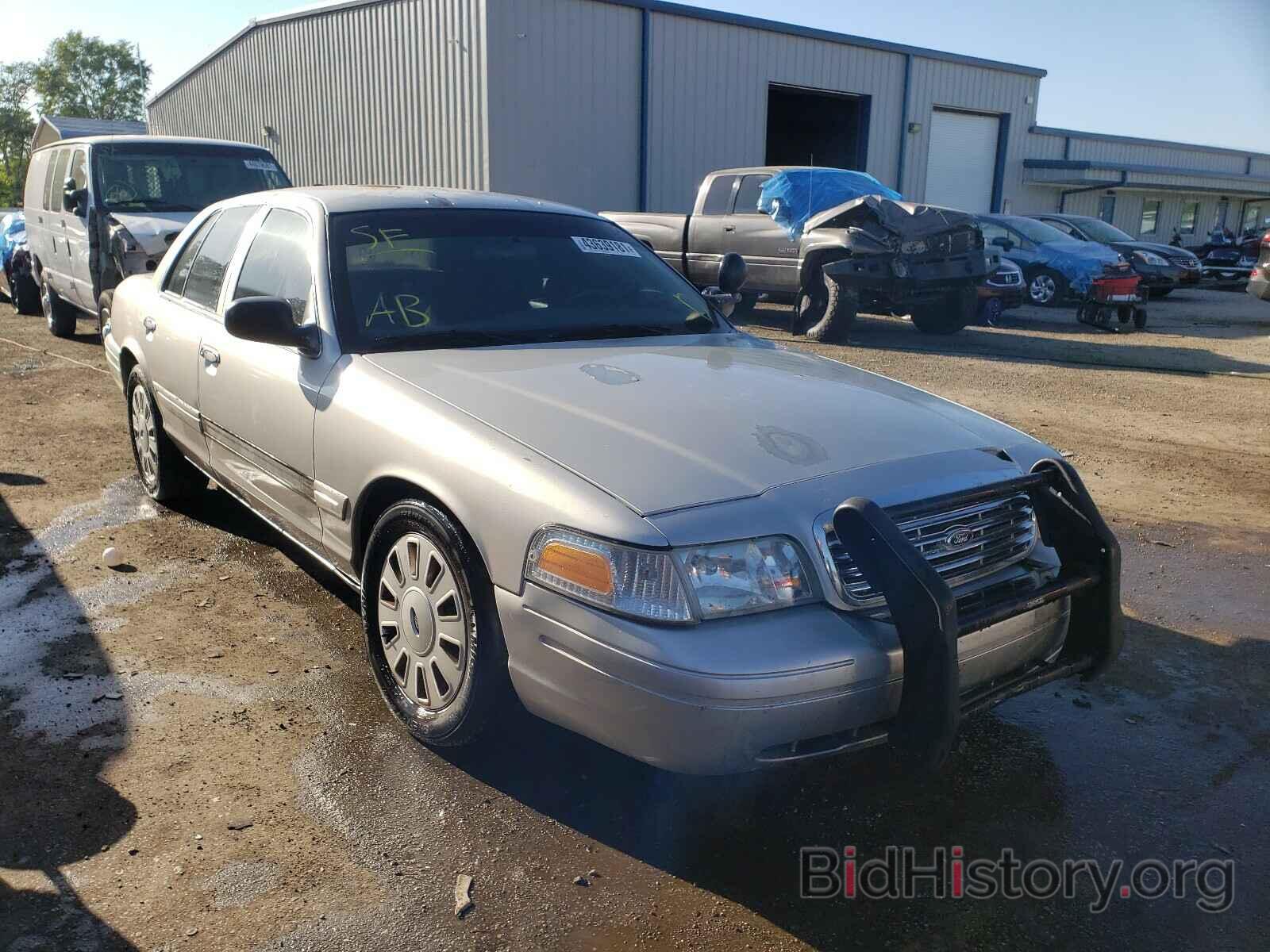 Photo 2FAFP71WX6X138677 - FORD CROWN VIC 2006