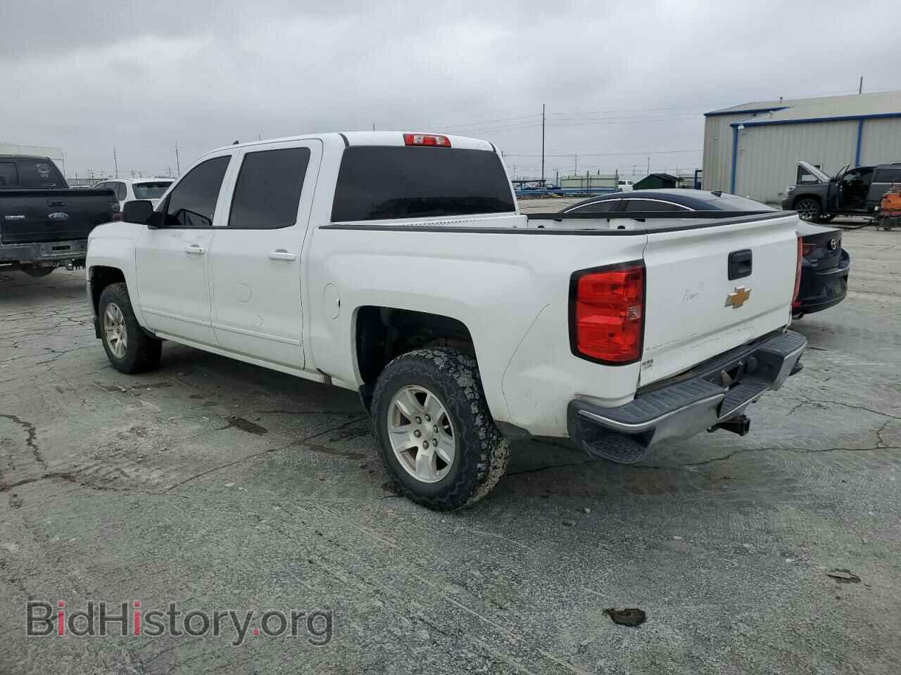 2018 CHEVROLET SILVERADO - VIN: 3GCUKREC8JG331103 - Фото 2