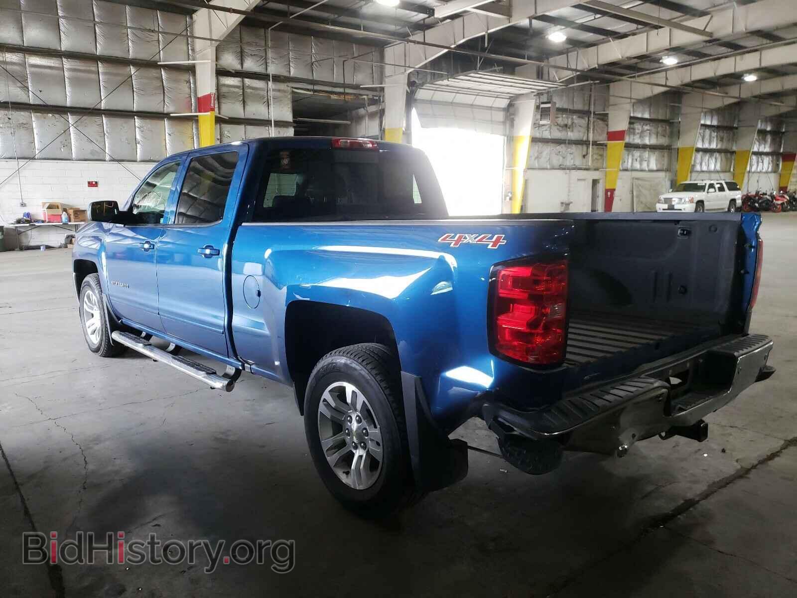 2017 CHEVROLET SILVERADO - VIN: 3GCUKREC9HG101810 - Фото 3