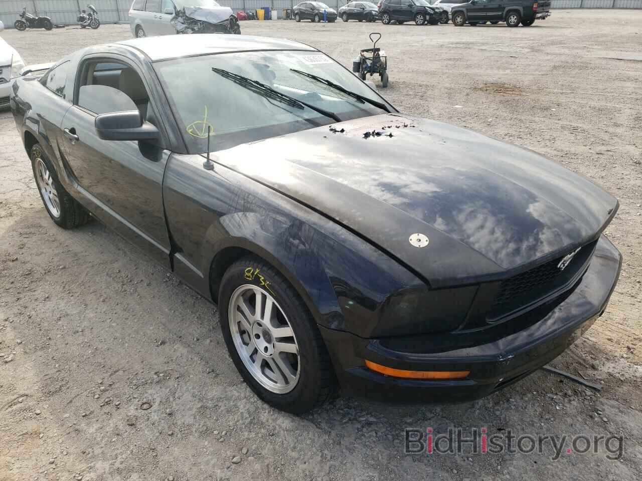 Photo 1ZVHT80N085140145 - FORD MUSTANG 2008