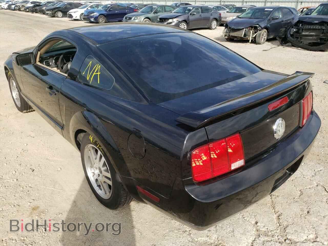 2008 FORD MUSTANG - VIN: 1ZVHT80N085140145 - Фото 3