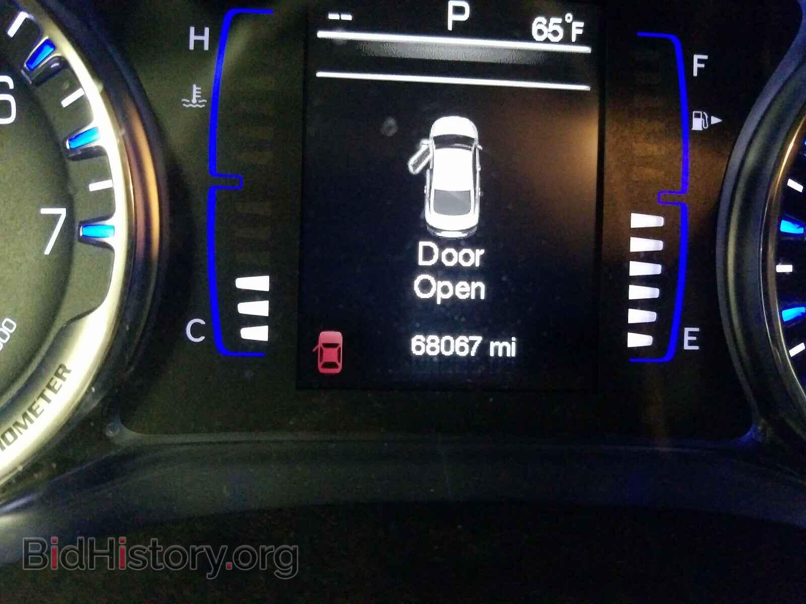 2015 CHRYSLER 200 - VIN: 1C3CCCAB0FN693027 - Фото 8