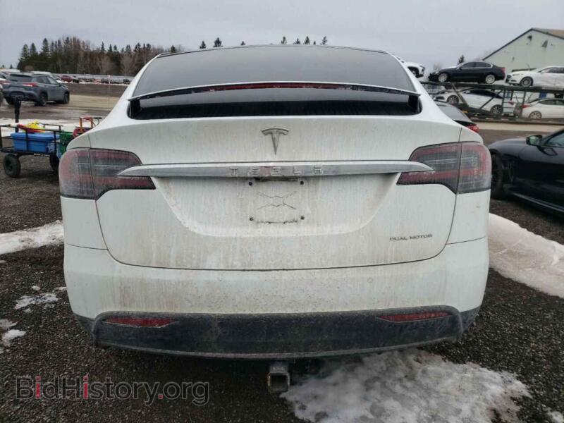 2019 Tesla MODEL X (VIN 5YJXCAE2XKF193316) — photo 6 of 13
