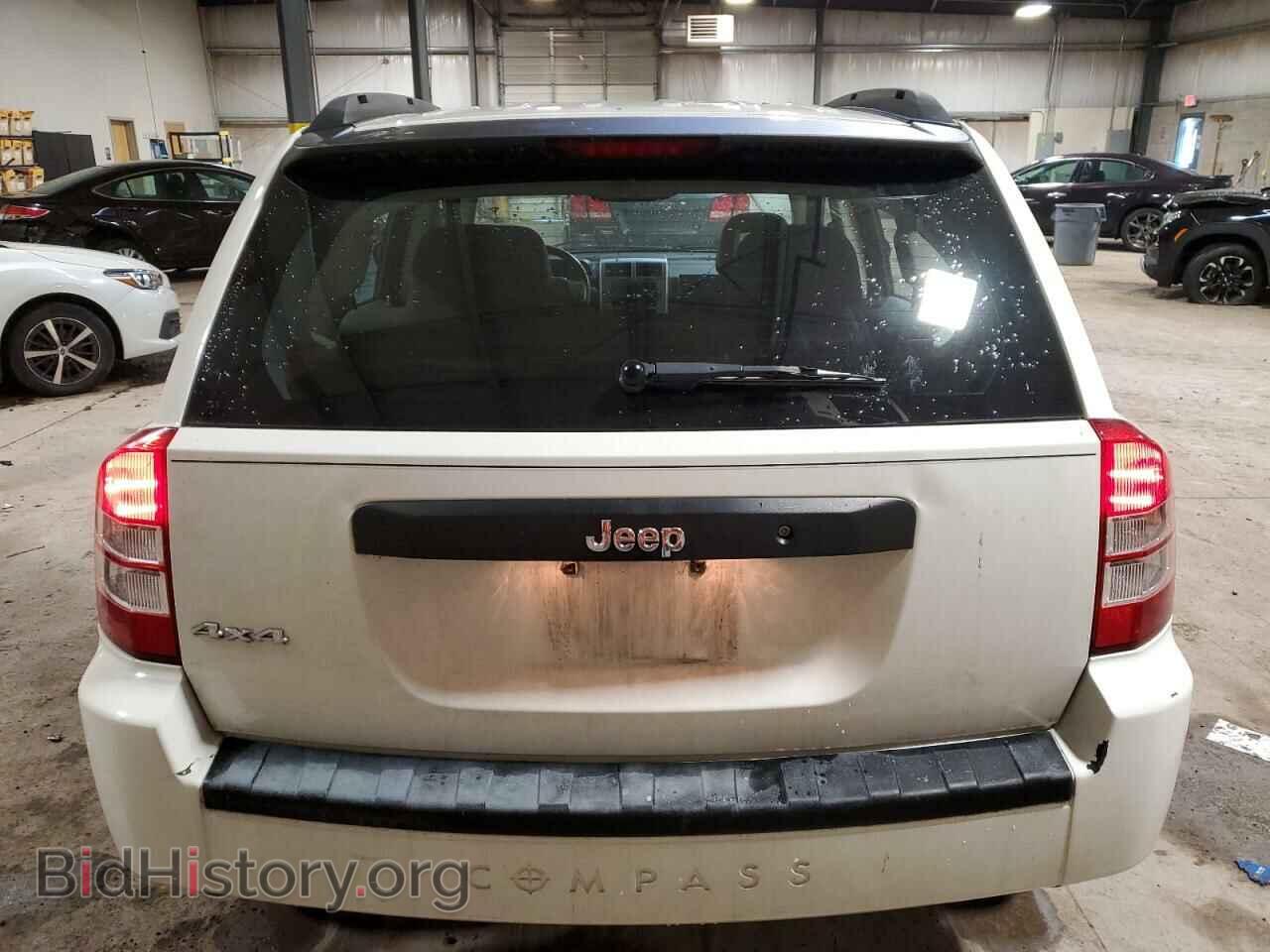 2008 JEEP COMPASS - VIN: 1J8FF47WX8D557442 - Фото 6