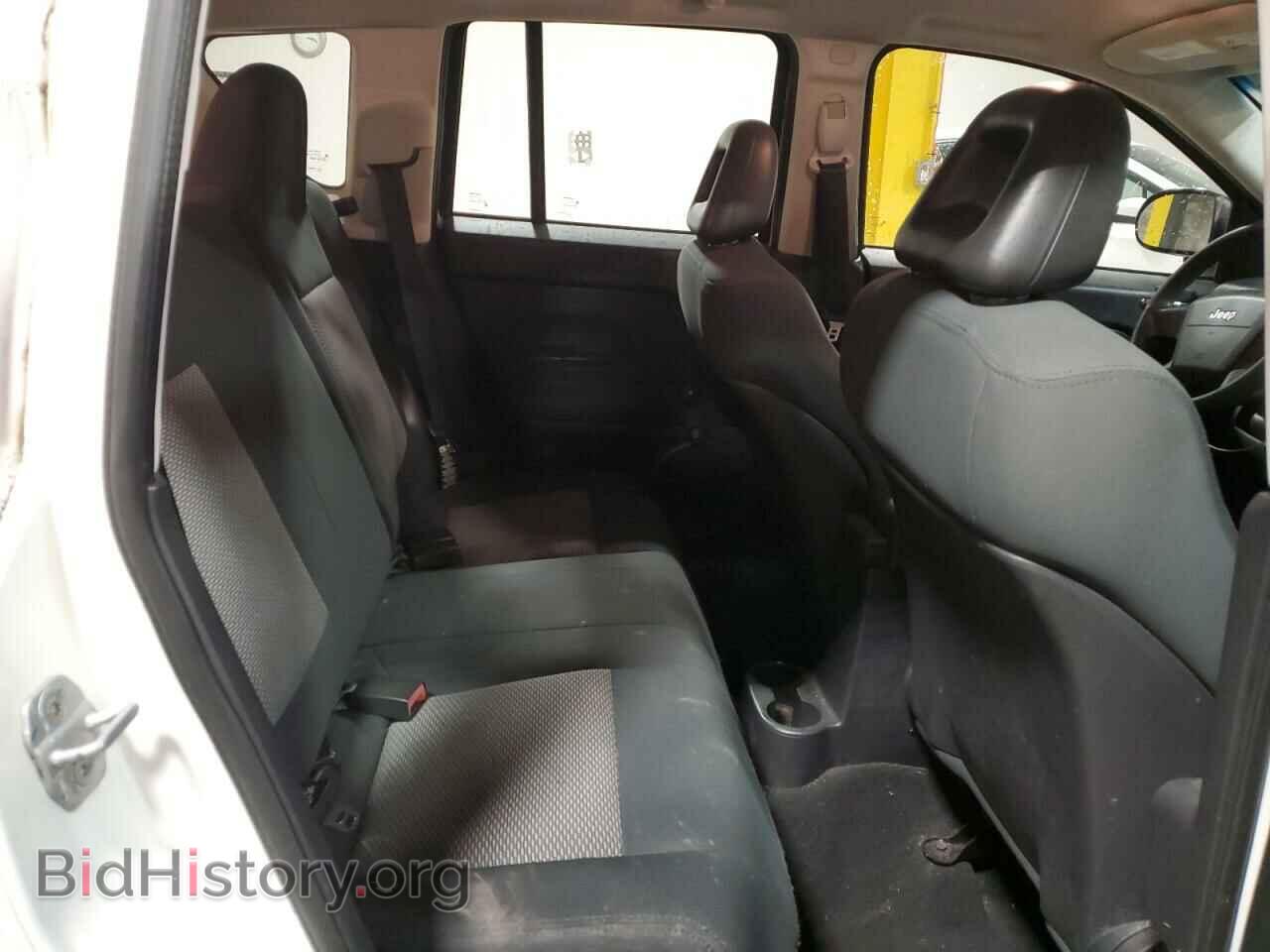 2008 JEEP COMPASS - VIN: 1J8FF47WX8D557442 - Фото 10