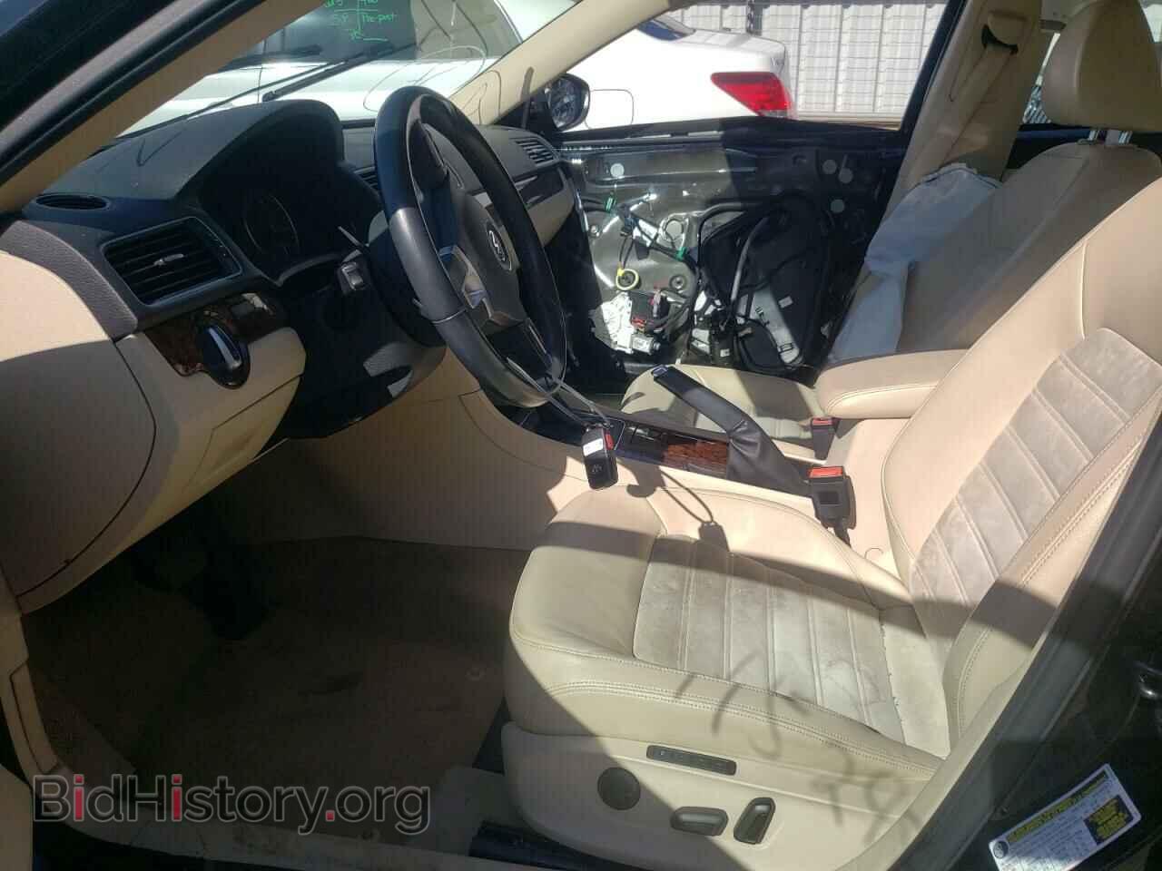 2012 VOLKSWAGEN PASSAT - VIN: 1VWCM7A36CC070704 - Фото 5