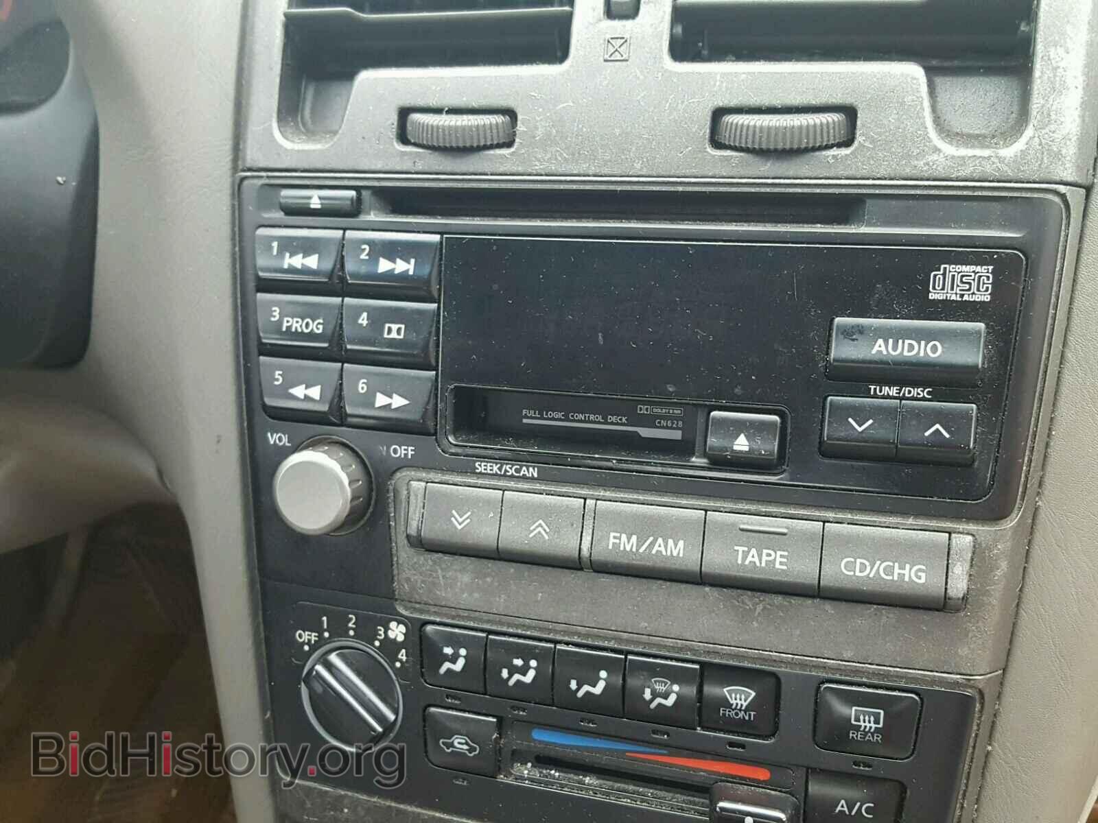 2000 NISSAN MAXIMA - VIN: JN1CA31D1YT749142 - Фото 9