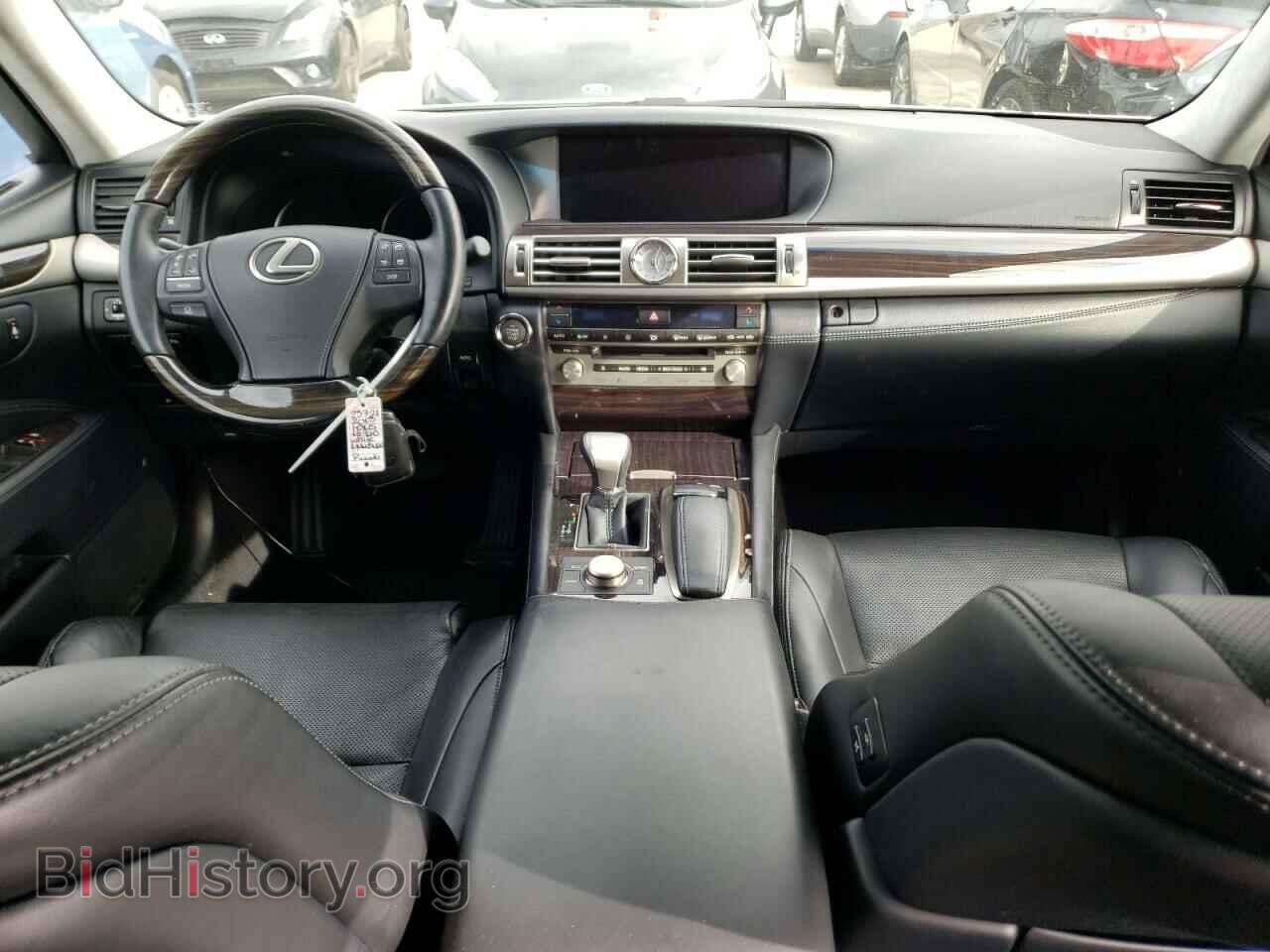 2013 LEXUS LS460 - VIN: JTHBL5EF0D5119393 - Photo 8