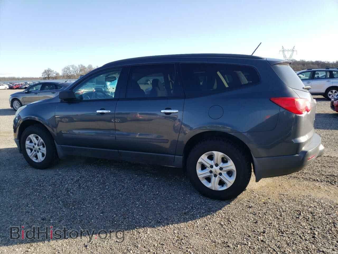 2011 CHEVROLET TRAVERSE - VIN: 1GNKRFED9BJ267378 - Фото 2