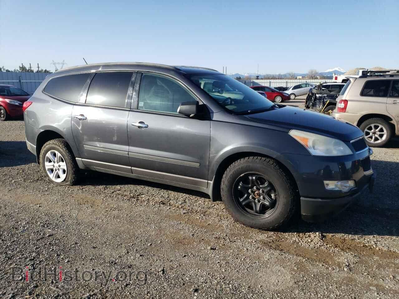 2011 CHEVROLET TRAVERSE - VIN: 1GNKRFED9BJ267378 - Фото 4