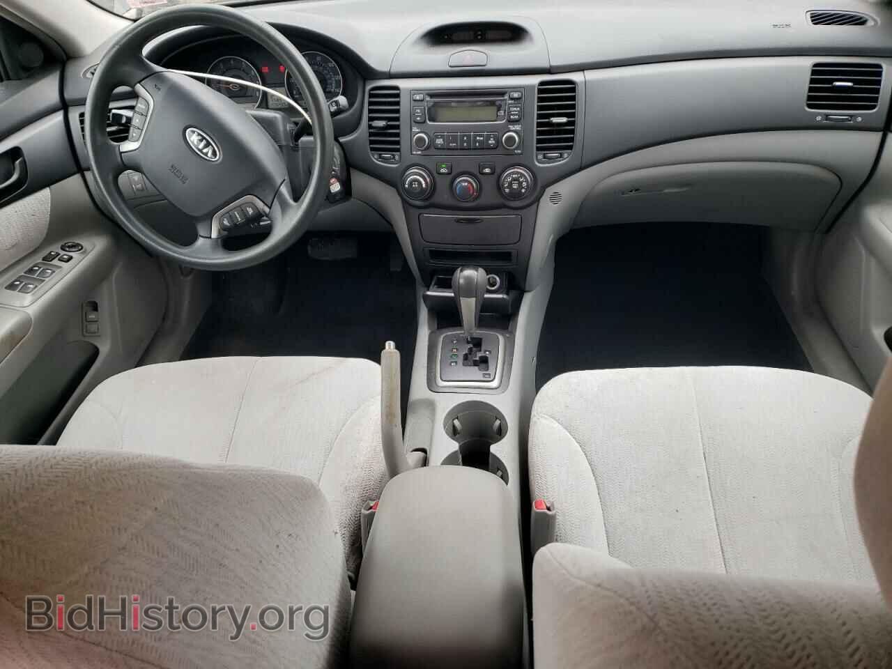 2008 KIA OPTIMA - VIN: KNAGE123X85167829 - Фото 8