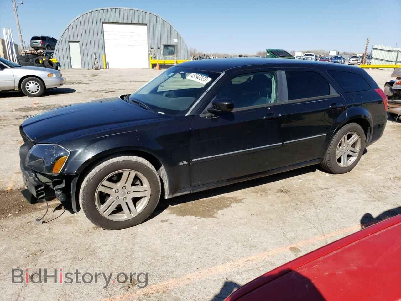 Photo 2D4FV47VX6H537132 - DODGE MAGNUM 2006