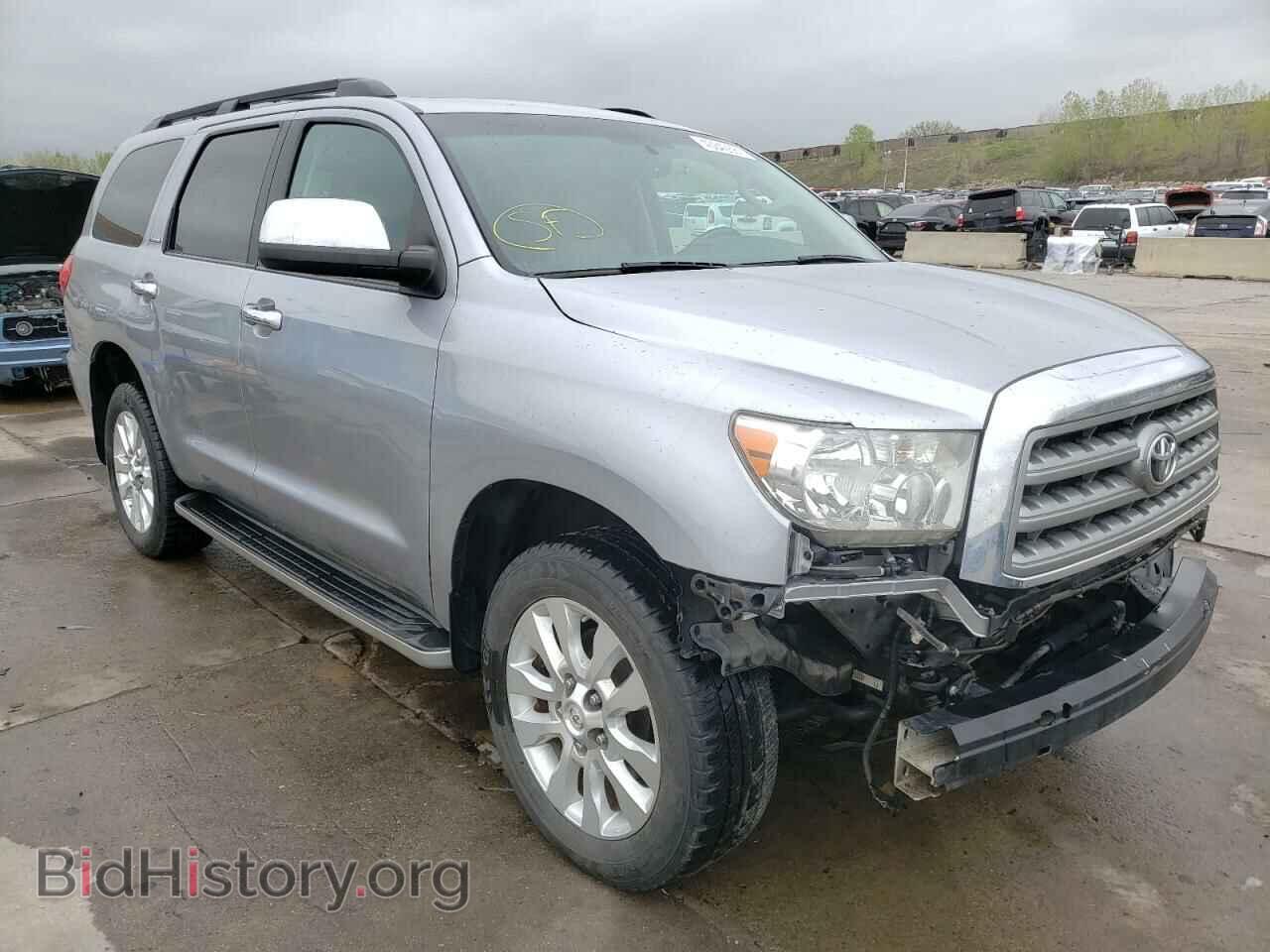Photo 5TDDY5G15BS048938 - TOYOTA SEQUOIA 2011