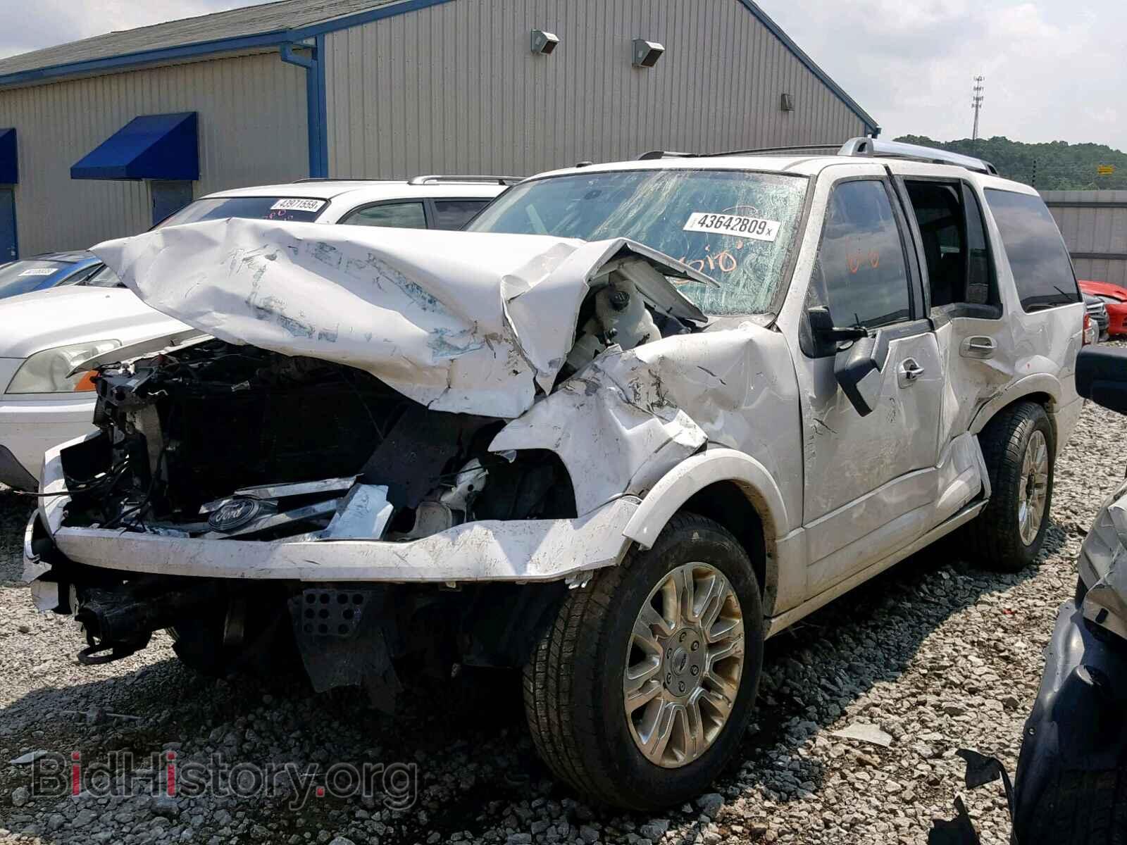 2011 FORD EXPEDITION - VIN: 1FMJU2A52BEF13086 - Фото 2