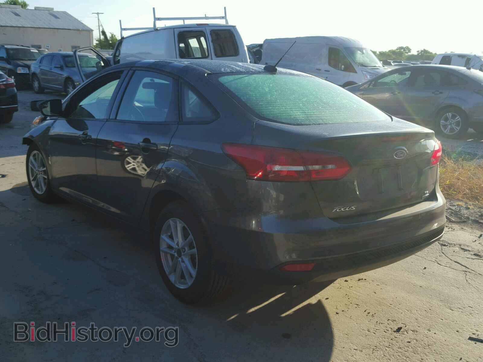 2018 FORD FOCUS - VIN: 1FADP3FE1JL229388 - Фото 3