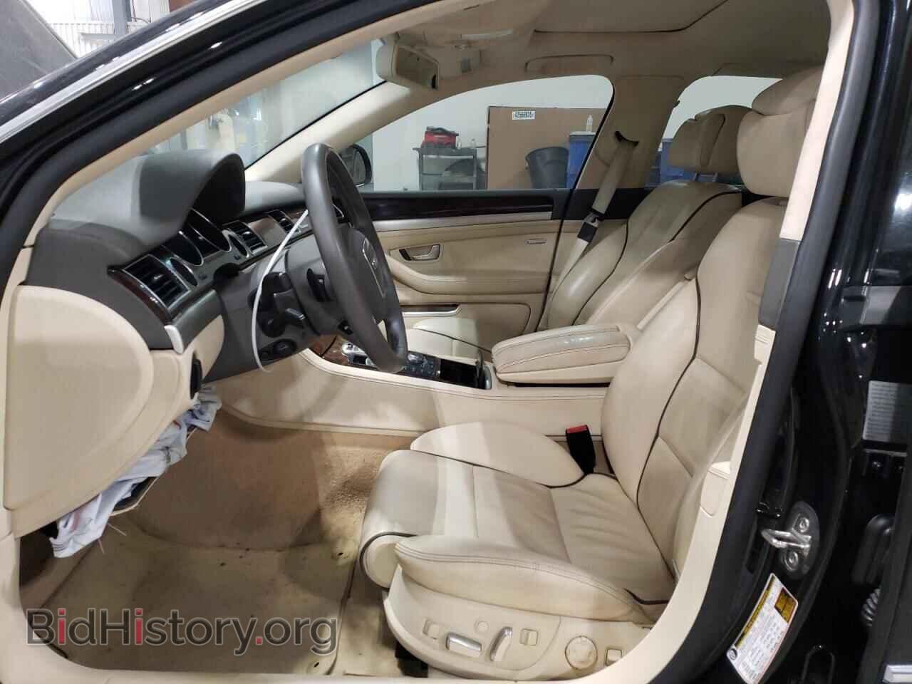 2010 AUDI A8 - VIN: WAURVAFA3AN007539 - Photo 7