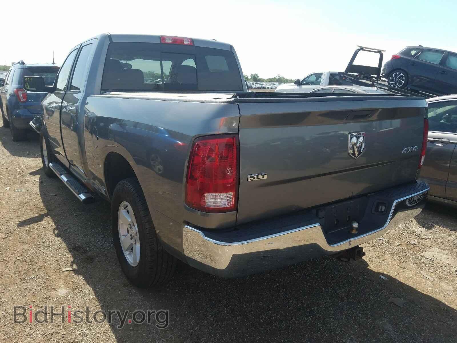 2010 DODGE RAM 1500 - VIN: 1D7RV1GT1AS263396 - Фото 3