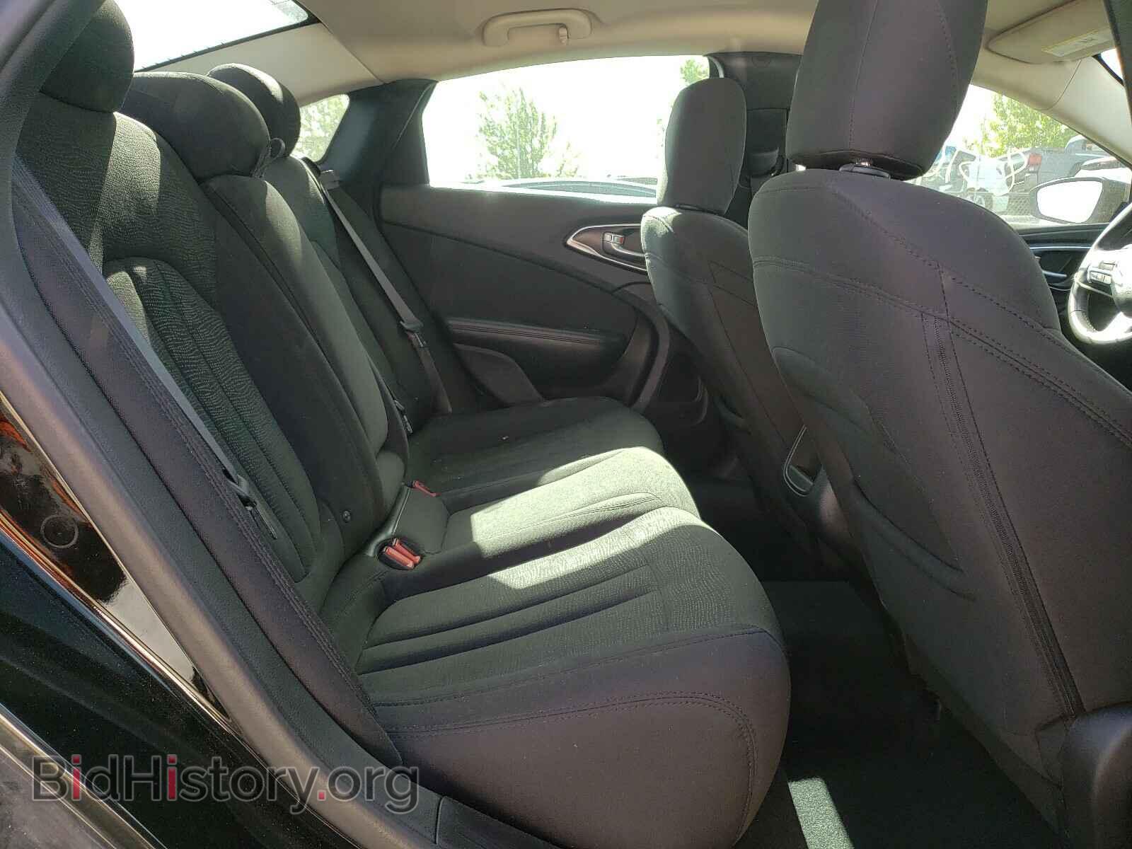 2015 CHRYSLER 200 - VIN: 1C3CCCAB6FN666897 - Фото 6