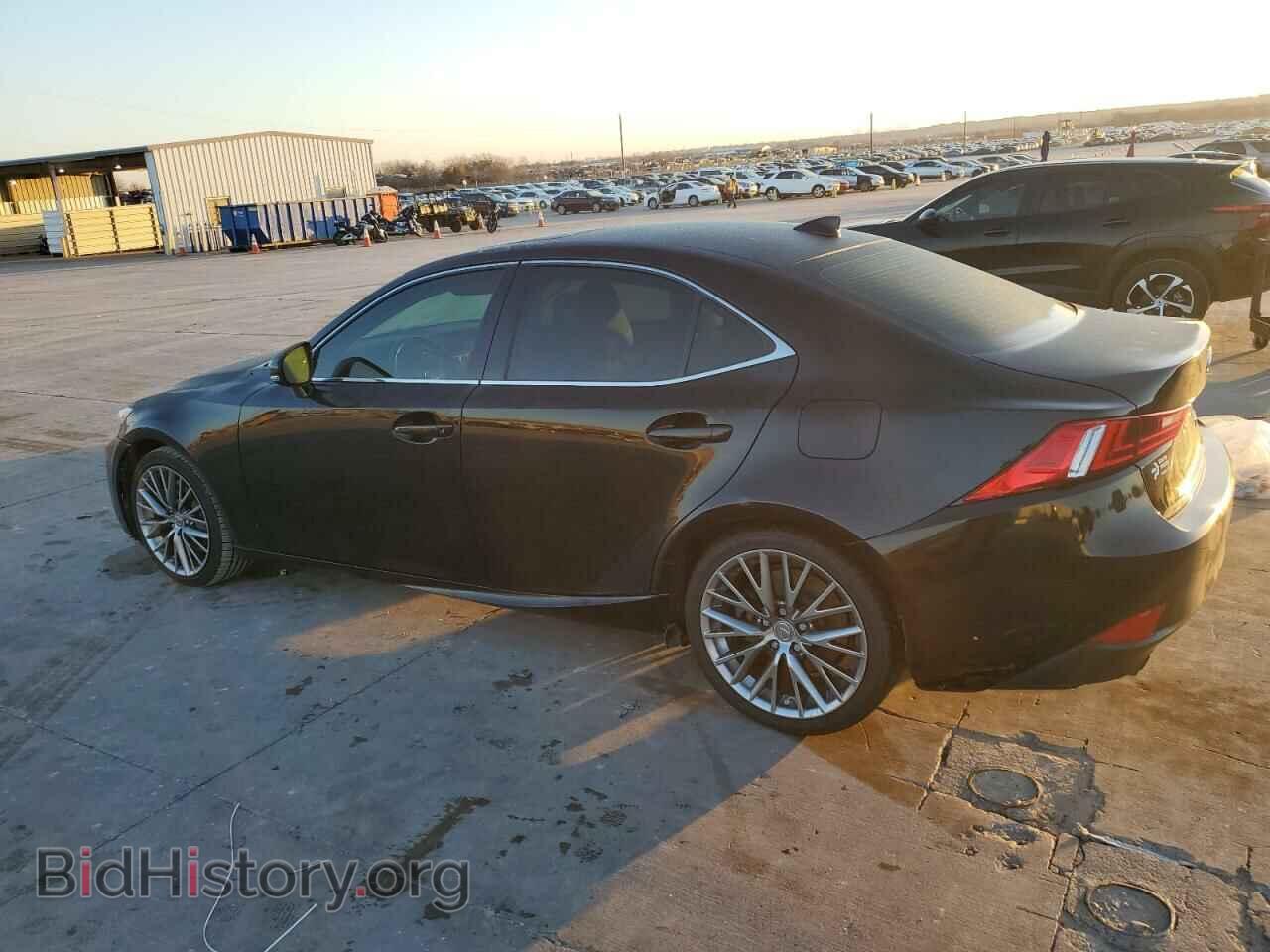 2016 LEXUS IS - VIN: JTHBA1D25G5004502 - Фото 2
