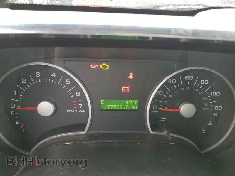 2006 Ford EXPLORER (VIN 1FMEU73E86UA06068) — photo 9 of 14