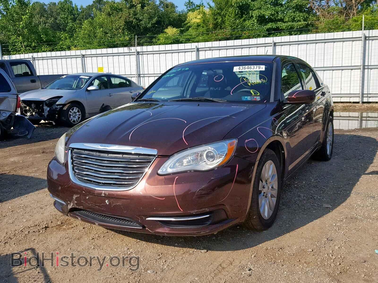 2013 CHRYSLER 200 - VIN: 1C3CCBAB9DN640544 - Фото 2
