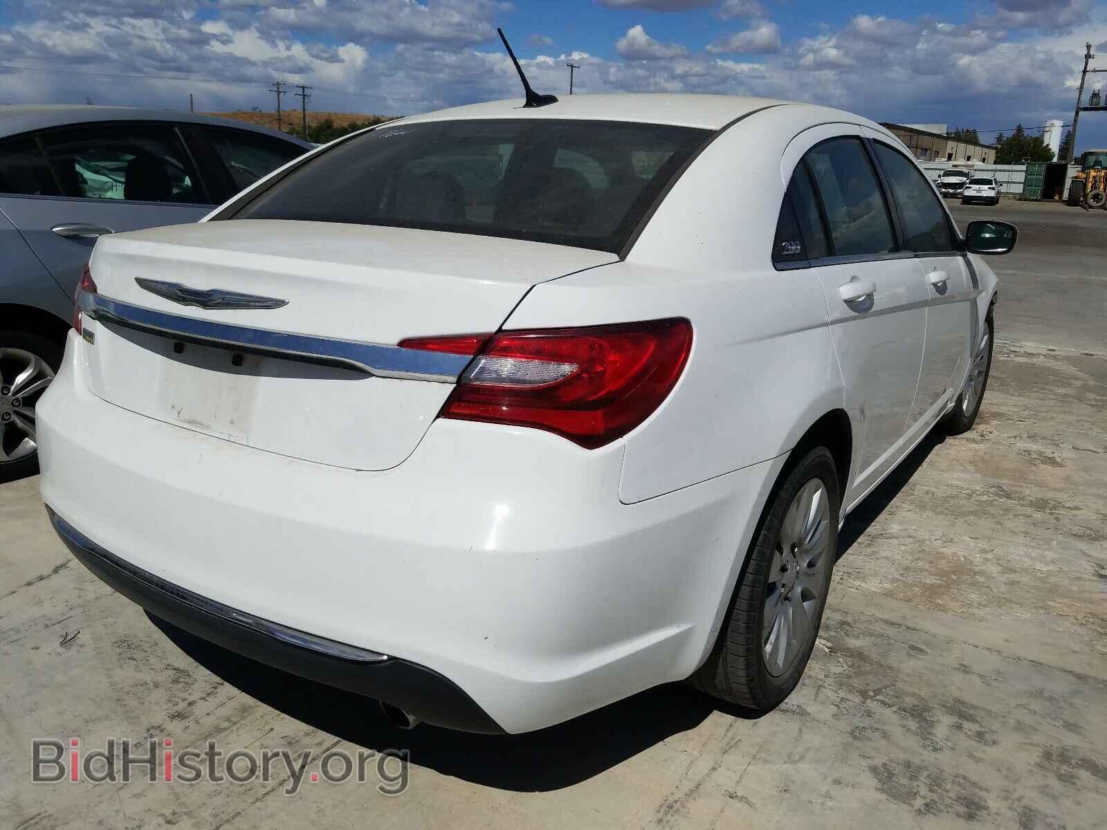 2013 CHRYSLER 200 - VIN: 1C3CCBAG3DN721440 - Фото 4