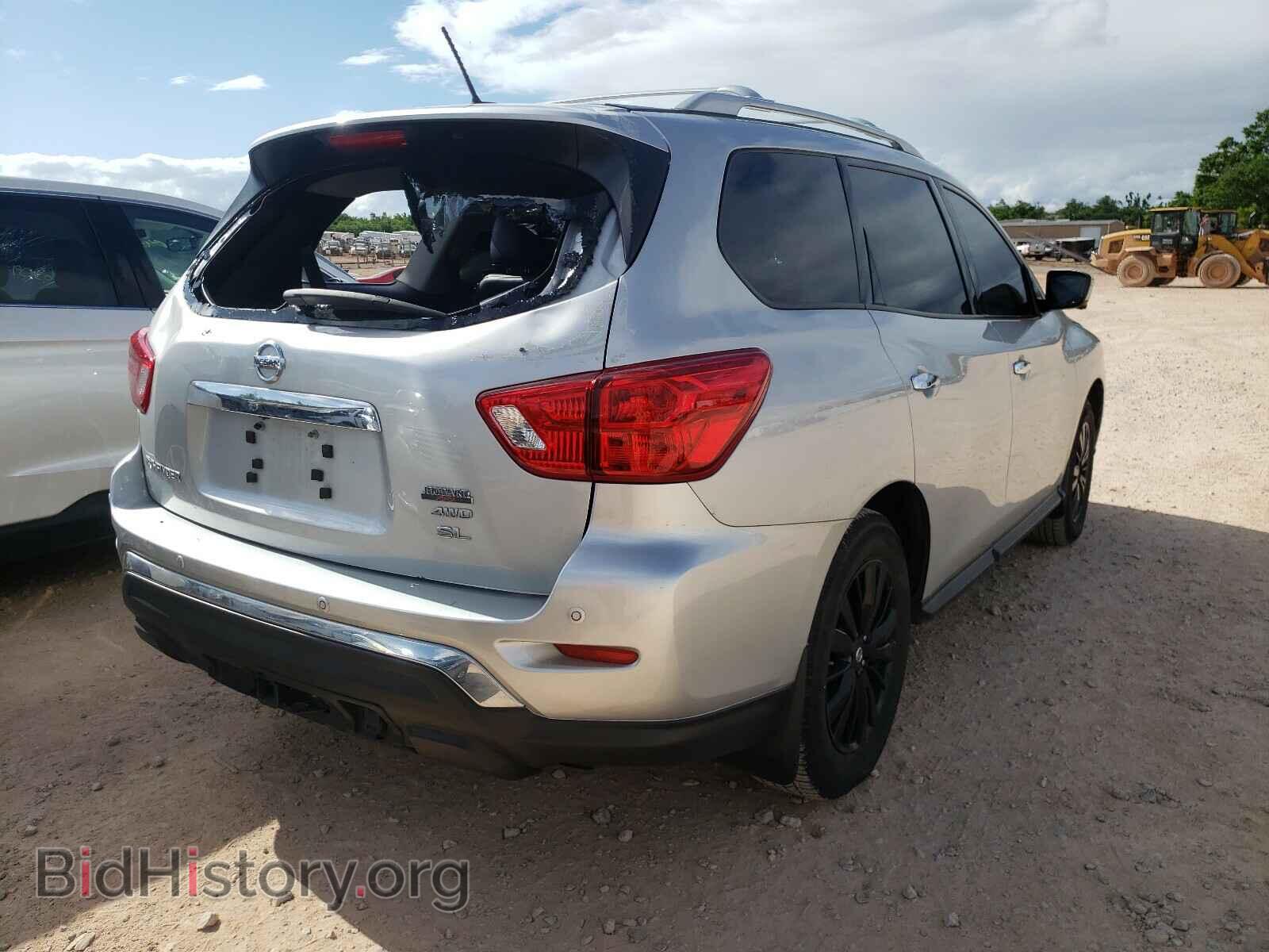2018 NISSAN PATHFINDER - VIN: 5N1DR2MM2JC604578 - Фото 4