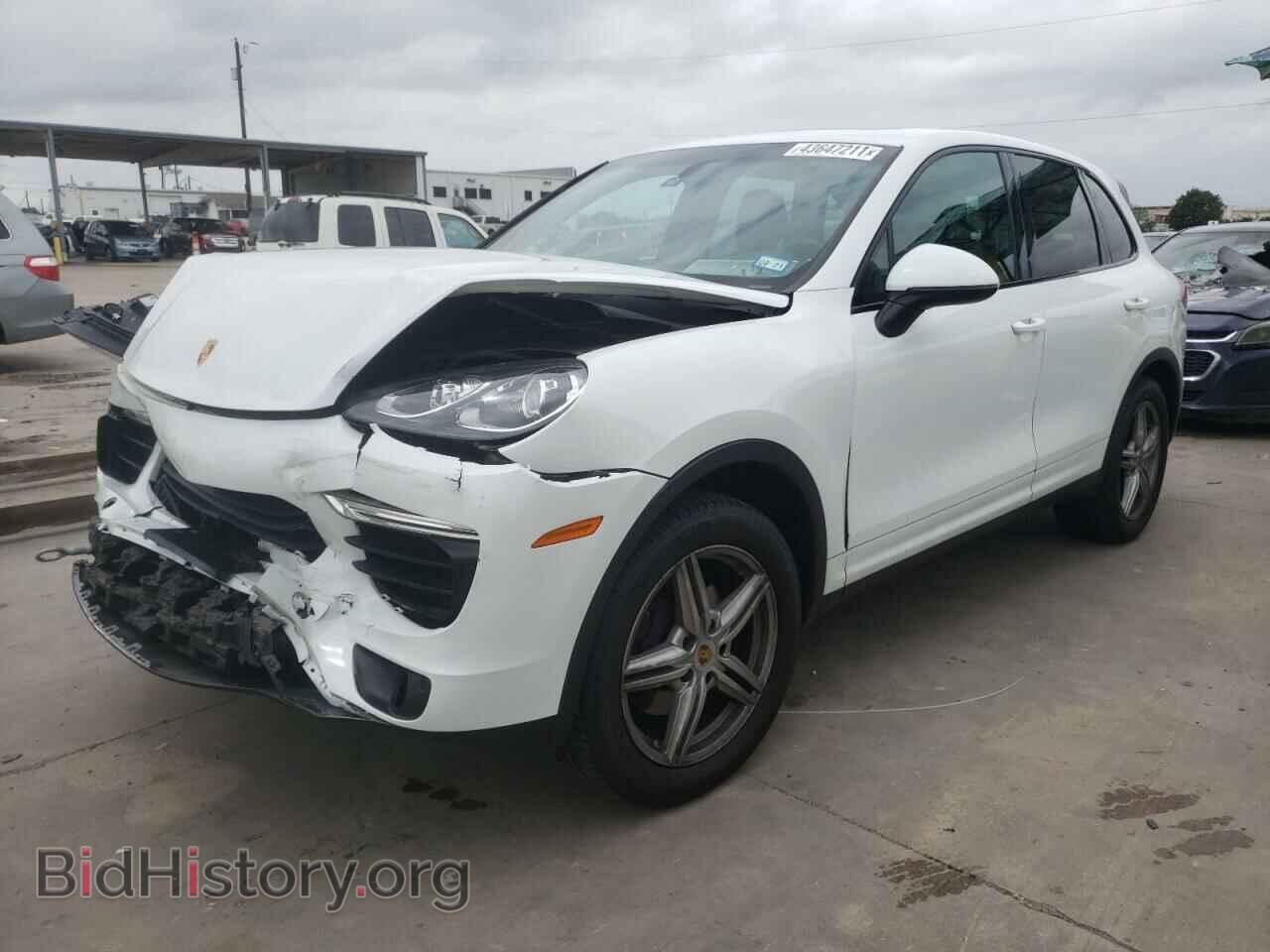 2016 PORSCHE CAYENNE - VIN: WP1AA2A23GLA04063 - Photo 2