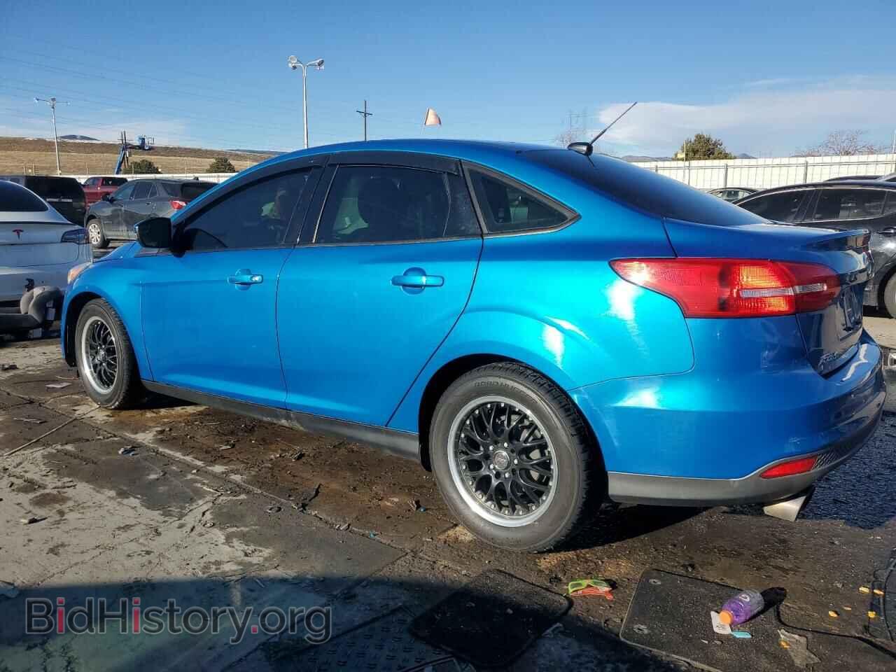 2017 FORD FOCUS - VIN: 1FADP3F21HL205611 - Фото 2