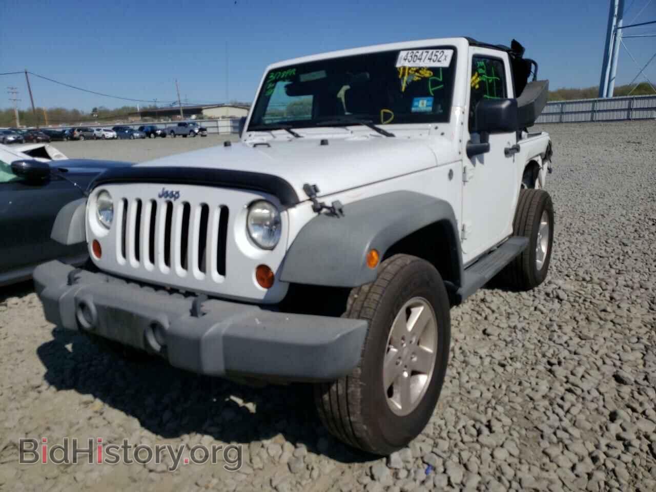 2011 JEEP WRANGLER - VIN: 1J4AA2D19BL608417 - Фото 2
