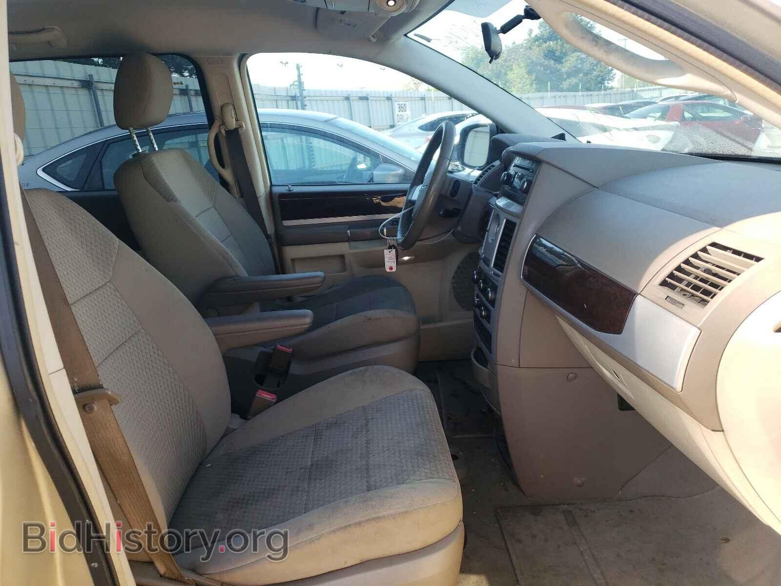 2010 CHRYSLER MINIVAN - VIN: 2A4RR5D17AR240094 - Фото 5
