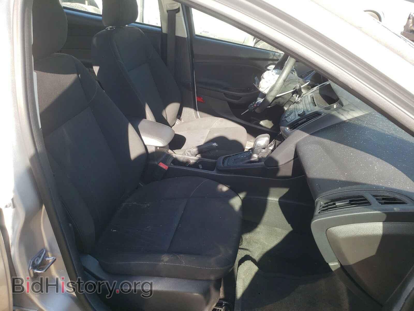 2017 FORD FOCUS - VIN: 1FADP3F22HL285596 - Photo 5