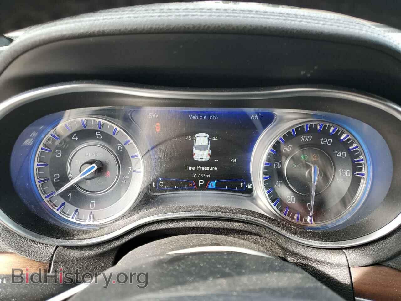 2018 CHRYSLER 300 - VIN: 2C3CCAPT1JH274819 - Photo 9